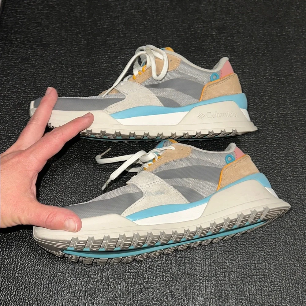 Columbia women’s Wildone anthem hiking shoes size 8 - Picture 4 of 10